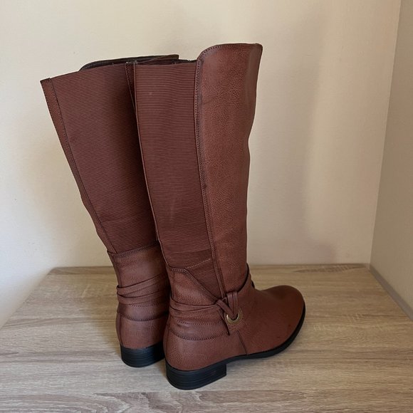 CLOUDWALKERS Naomi Boots - Brown - Size 8.5 Wide - Picture 8 of 9